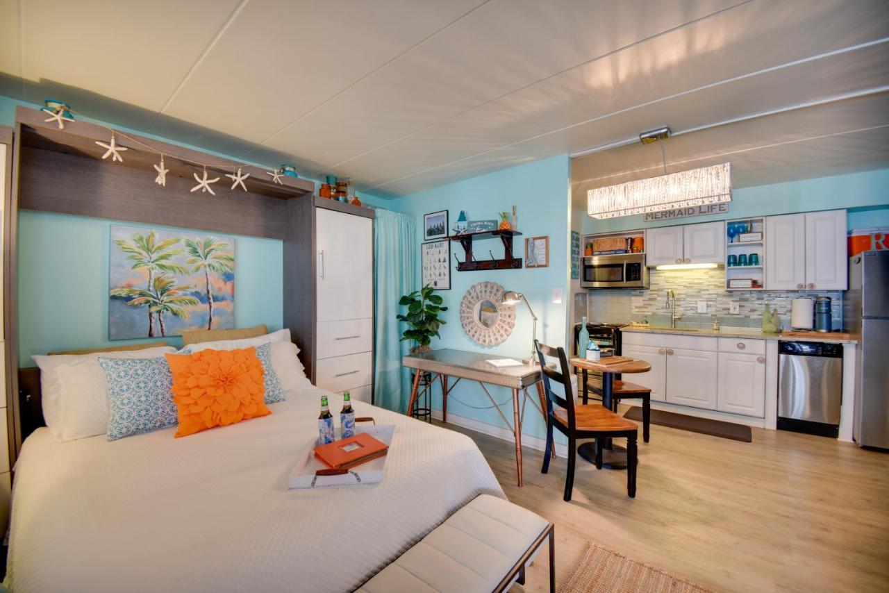 Chic Virginia Beach Retreat - Pool, Steps To Beach Екстериор снимка